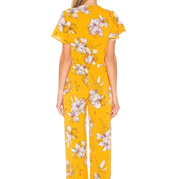 Revolve jumpsuit - Picture 3 of 9